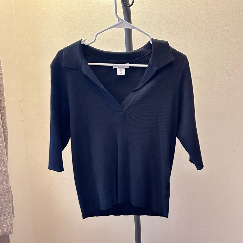 NEW halston sweater top with V neck